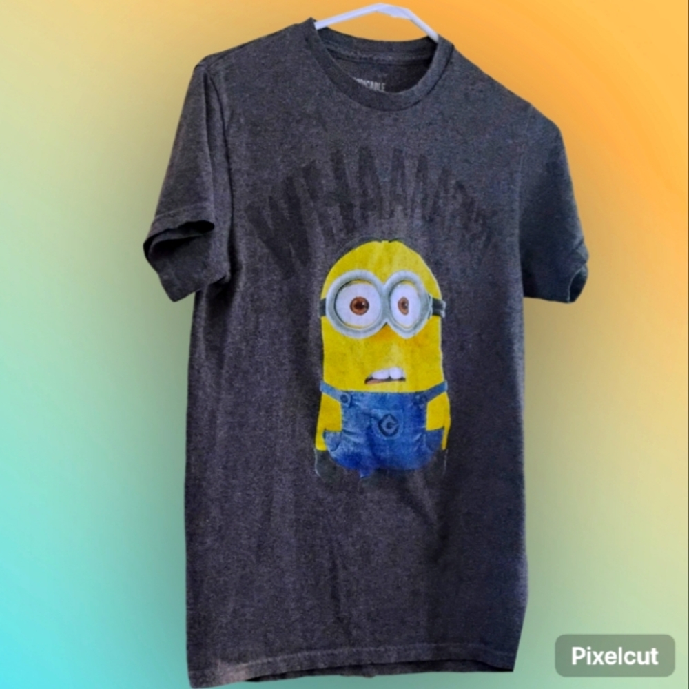 Men's Size Small Despicable Me, Minion Whaaaa? T-Shirt